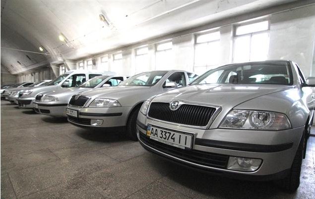 Самым дешевым станет третий автомобильный аукцион Кабинета министров